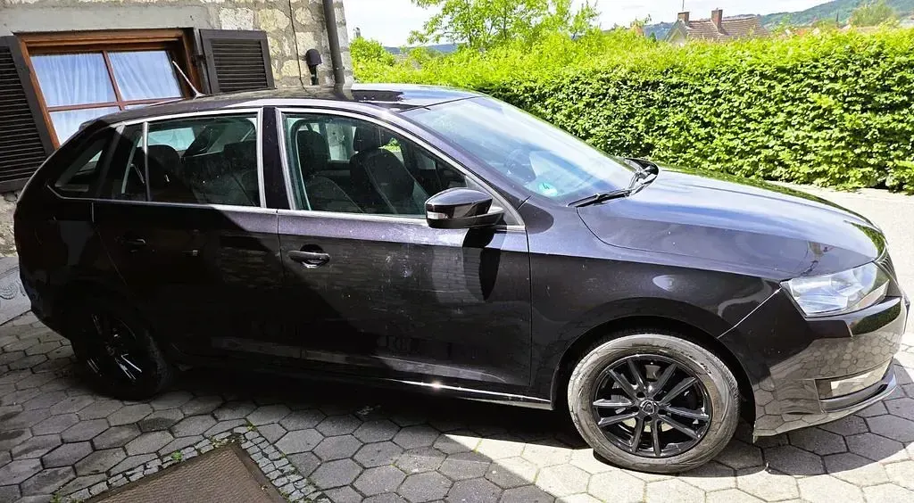 Gebraucht Skoda Rapid 110 PS (80 kW) 2019 Schwarz Kleinwagen