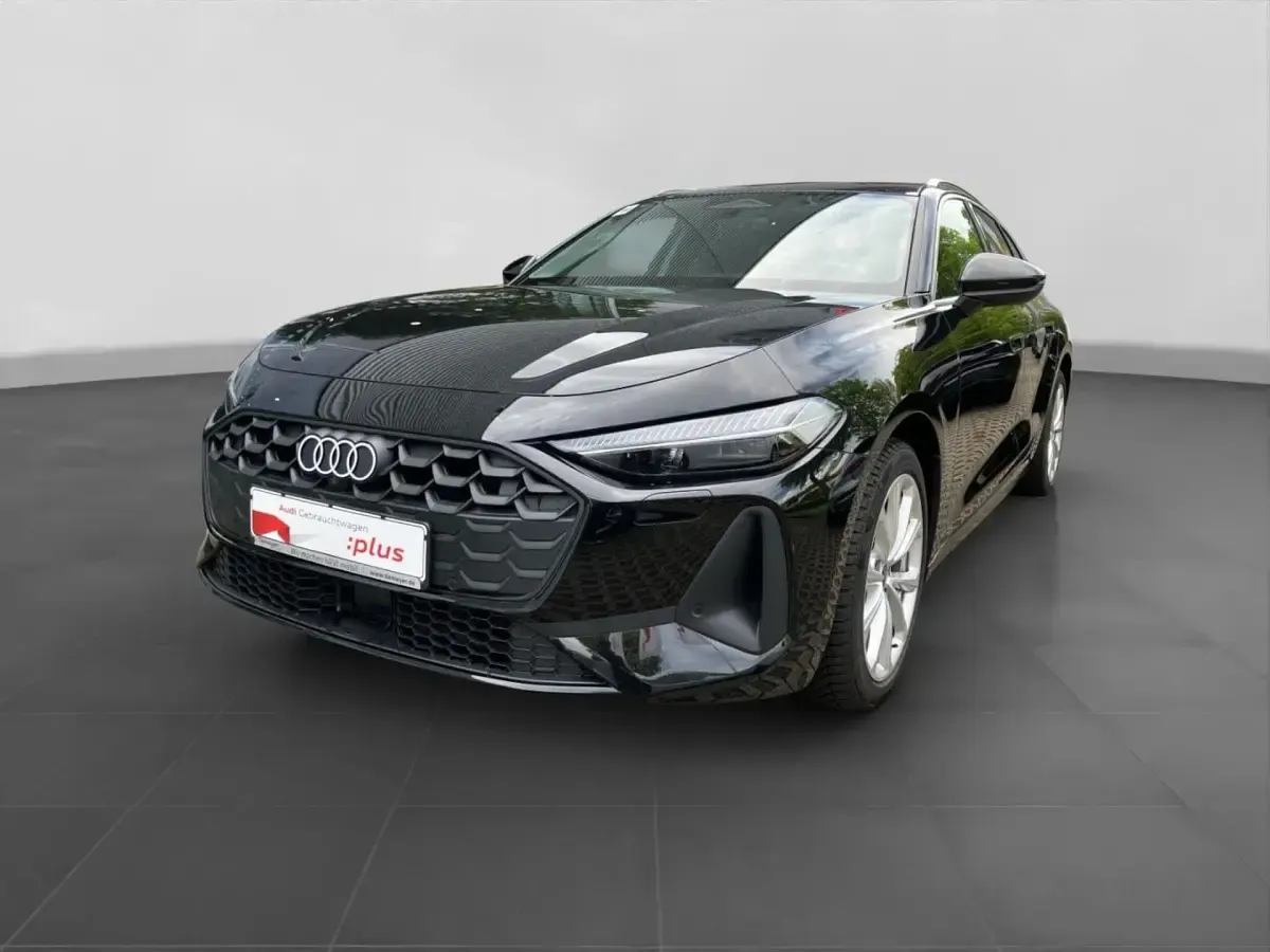 Gebraucht Audi A5 Ambiente 204 PS (150 kW) 2025 Mythosschwarz metallic Kombi