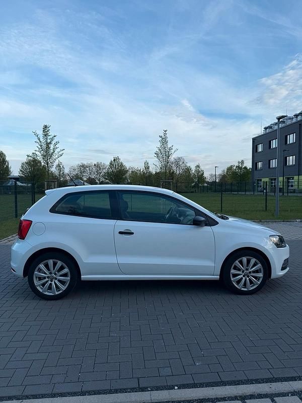 Usado VW Polo 60 HP (44 kW) 2016 Branco Citadino