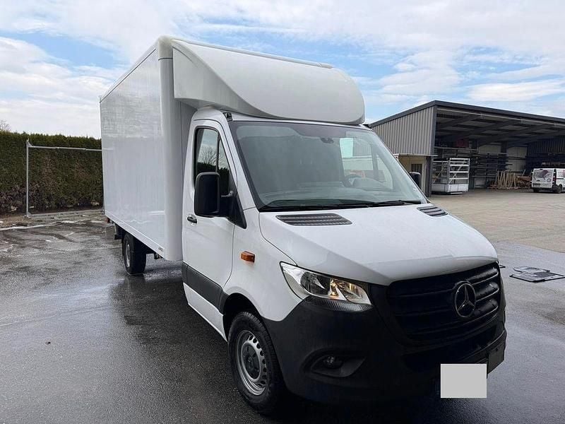 Używany Mercedes Sprinter 170 KM (125 kW) 2024 Biały Van