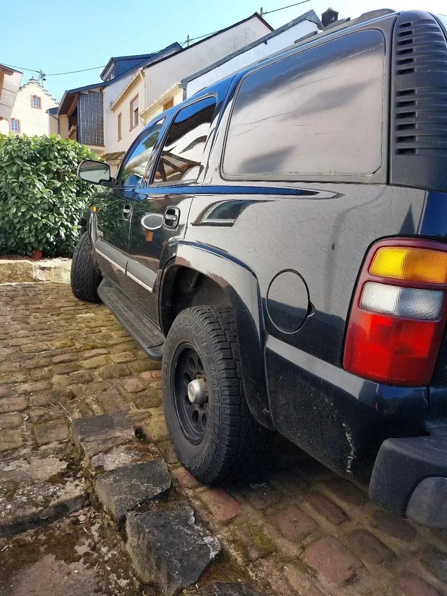 Gebraucht Chevrolet Tahoe 273 PS (200 kW) 2001 Schwarz SUV