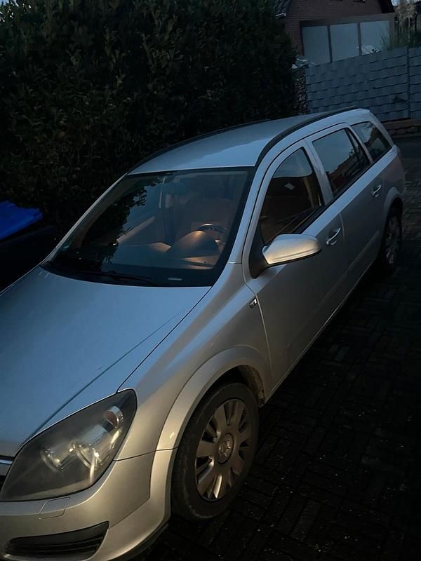 Silber Gebraucht 2007 Opel Astra Kombi | 1.000 € (Superpreis) - Bild 1/4