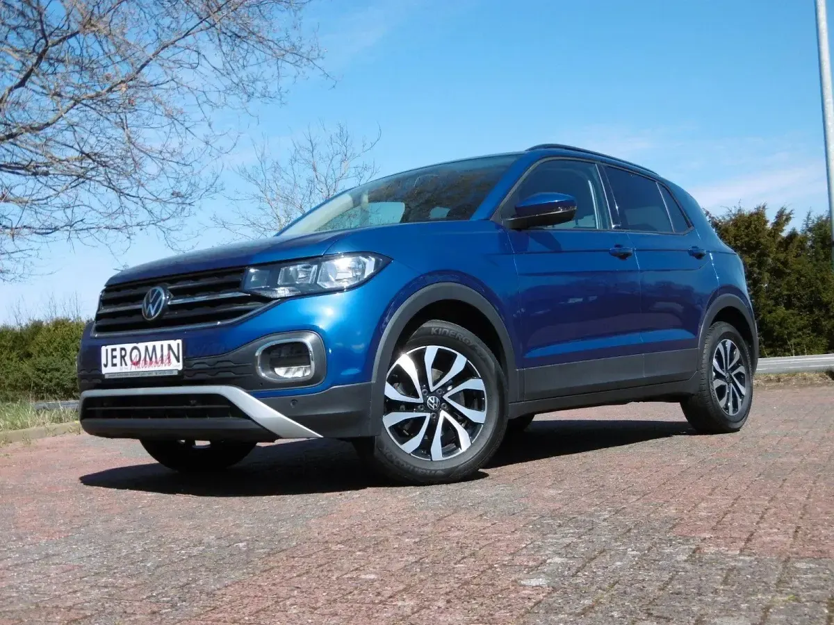 Używany VW T-Cross Active 110 KM (80 kW) 2021 Niebieski SUV