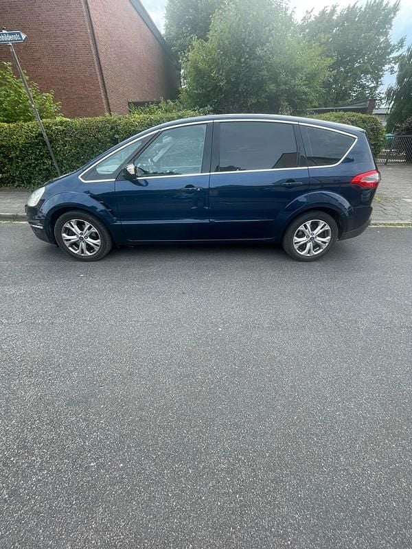 Gebraucht Ford S-MAX S 140 PS (102 kW) 2012 Van / Kleinbus