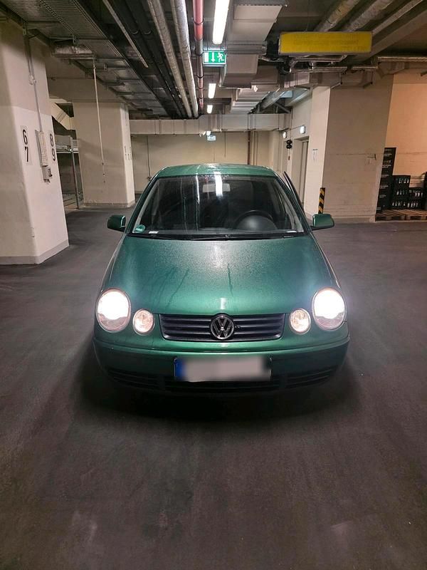 Gebraucht VW Polo 75 PS (55 kW) 2003 Grau Kleinwagen