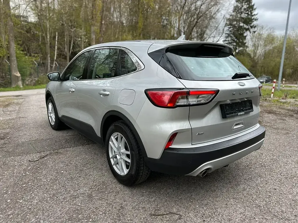 Gebraucht Ford Kuga Titanium 190 PS (139 kW) 2020 Silber SUV
