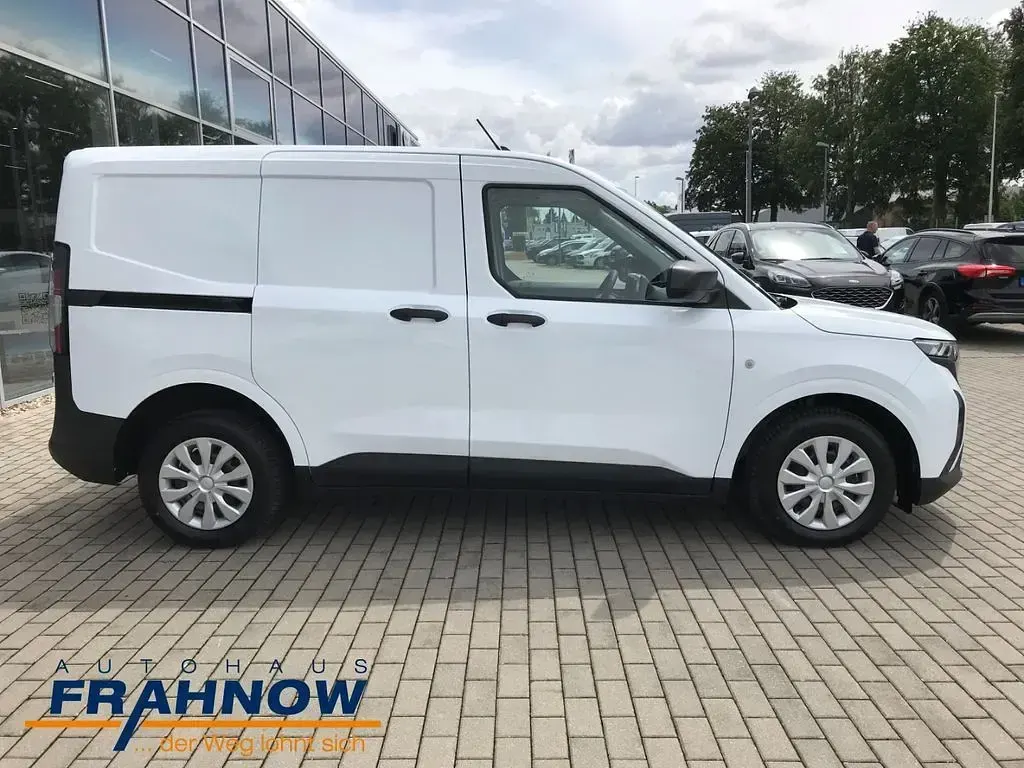 Neu Ford Transit Courier Trend 101 PS (74 kW) 2026 Weiß Van