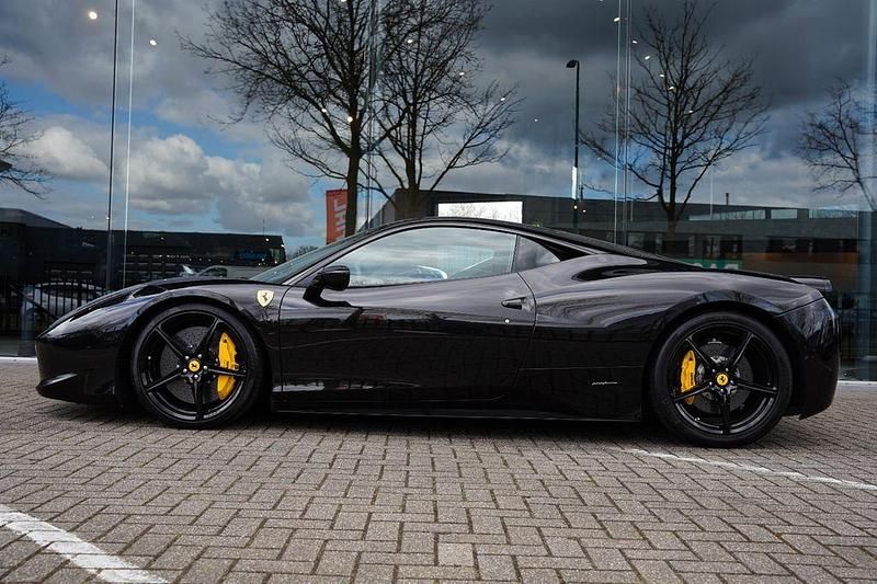 Gebraucht Ferrari 458 566 PS (416 kW) 2011 Schwarz