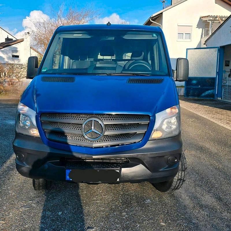 Używany Mercedes Sprinter 163 KM (119 kW) 2018 Niebieski Van