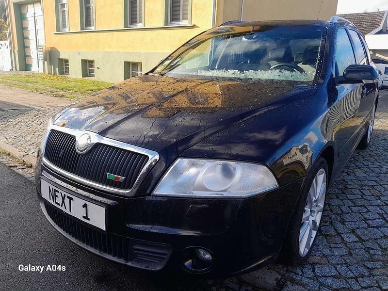 Schwarz Gebraucht 2008 Skoda Octavia RS Kombi | 3.200 € (Guter Preis) - Bild 1/4