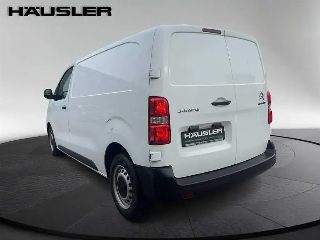Usado Citroën Jumpy 144 HP (105 kW) 2022 Branco Monovolume