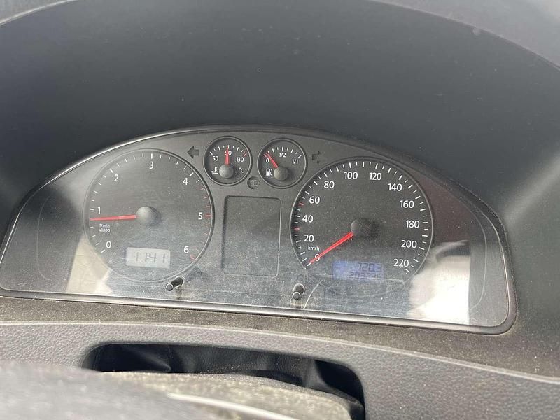 Gebraucht VW Transporter 131 PS (96 kW) 2009 Silber Van