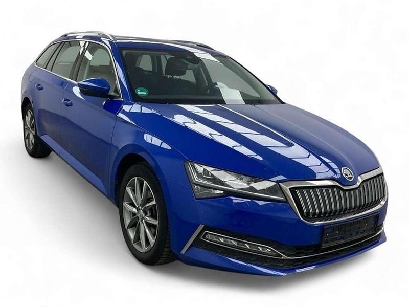 Gebraucht Skoda Superb Style 218 PS (160 kW) 2020 Energyblau Kombi