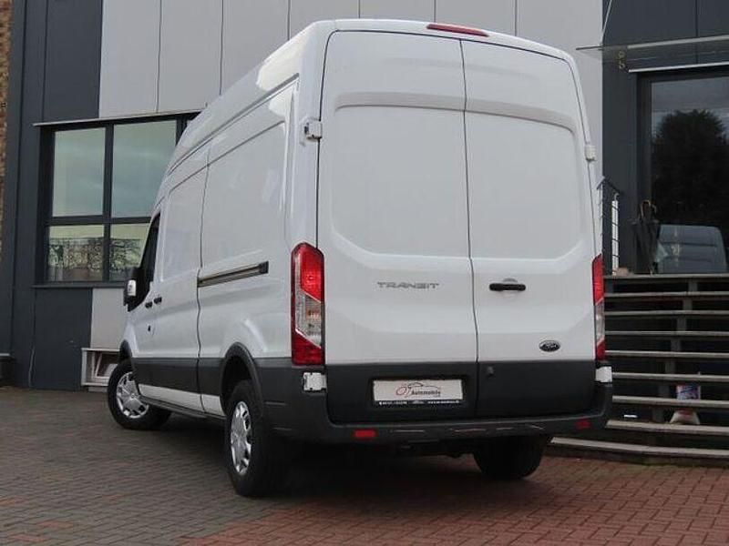 Gebraucht Ford Transit 170 PS (125 kW) 2019 Weiß Pickup
