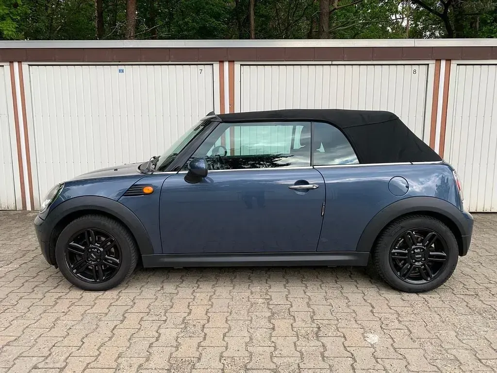 Gebraucht Mini Cooper Cabriolet 122 PS (89 kW) 2010 Blau Cabrio