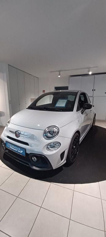 Grau Gebraucht 2021 Abarth 595 Pista Kleinwagen | 16.900 € (Guter Preis) - Bild 1/4