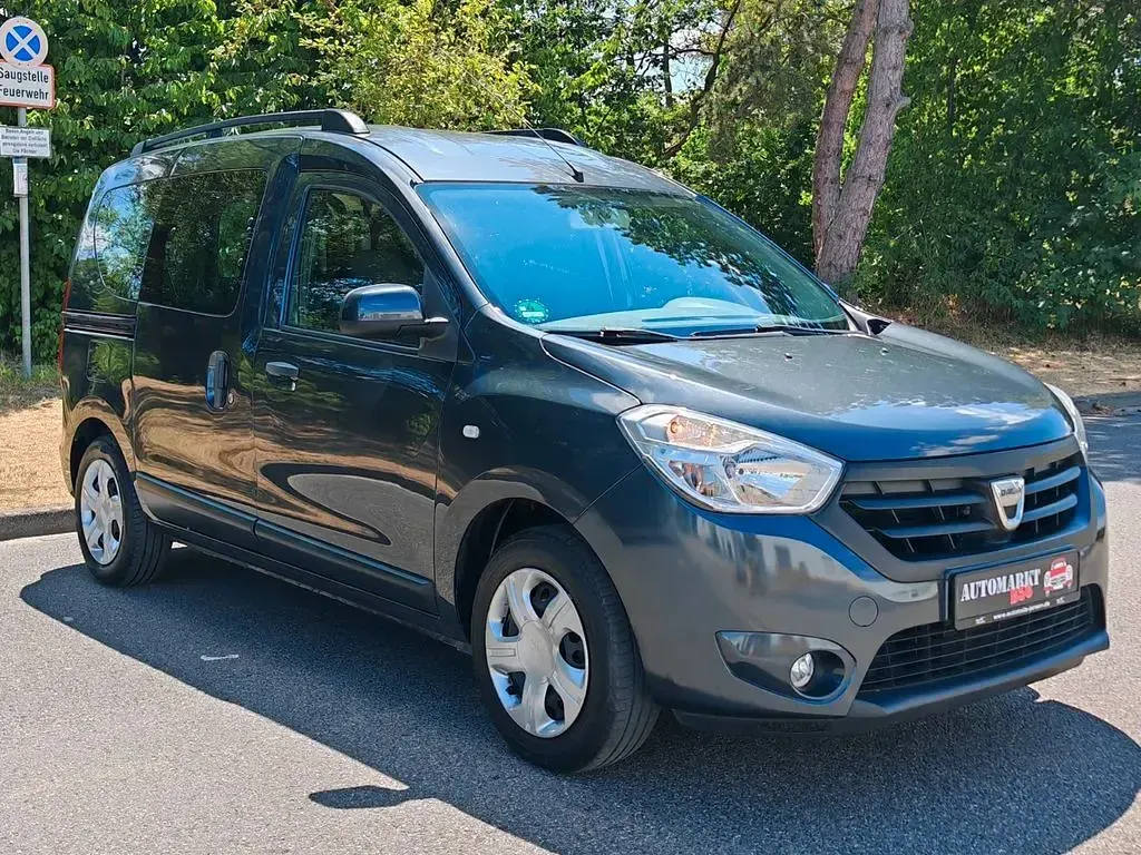 Gebraucht Dacia Dokker Lauréate 116 PS (85 kW) 2016 Grau Van / Kleinbus