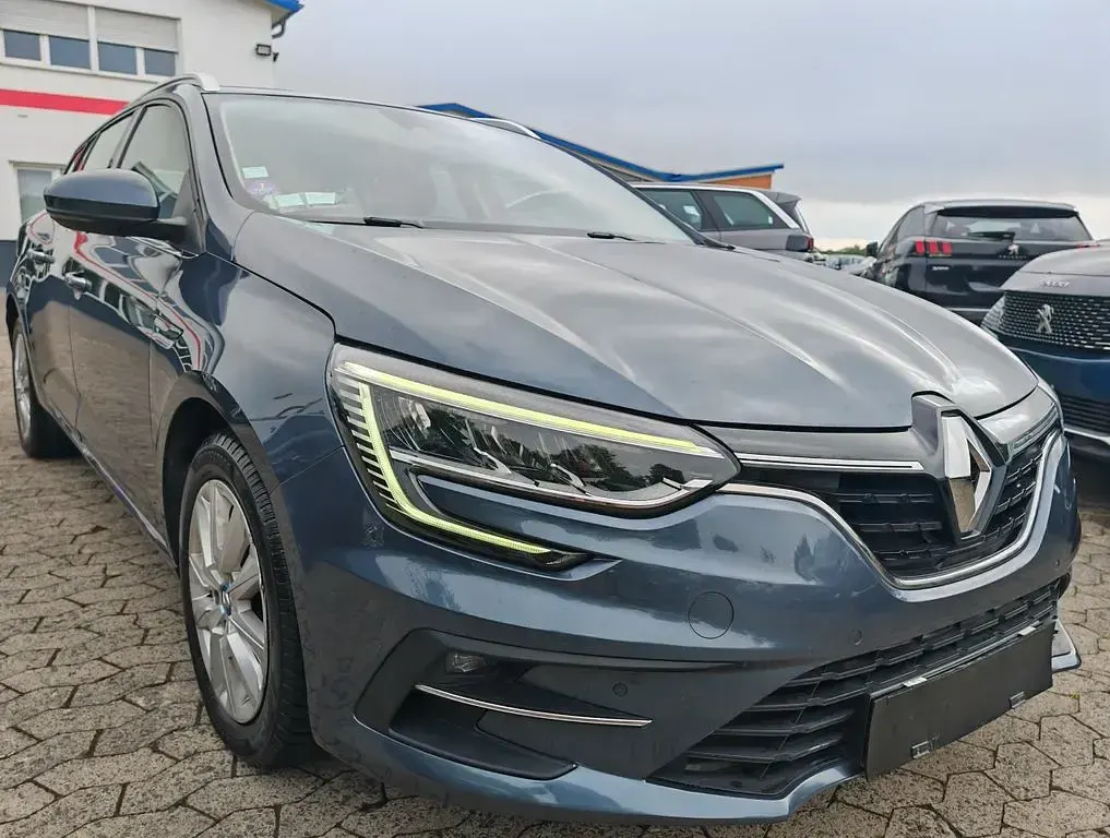 Gebraucht Renault Mégane IV 158 PS (116 kW) 2022 Grau Limousine