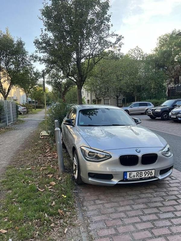 Gebraucht 2012 BMW 116 Kleinwagen | 8.300 € (Teuer) - Bild 1/4