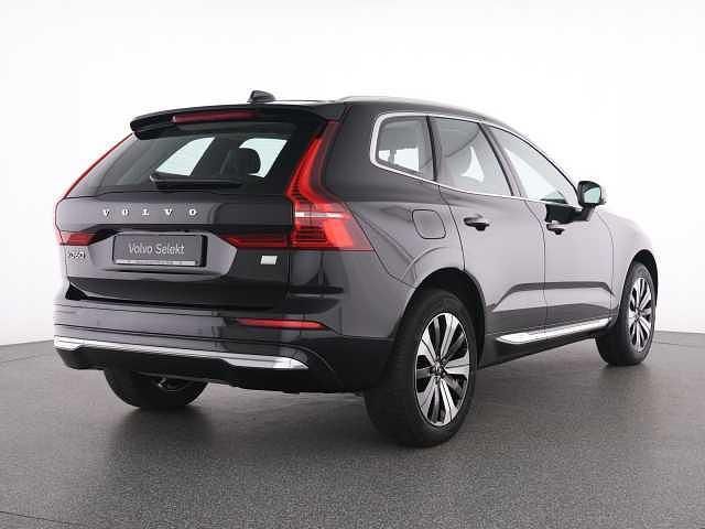 Gebraucht Volvo XC60 Plus 401 PS (294 kW) 2023 Schwarz onyx black / metallic SUV