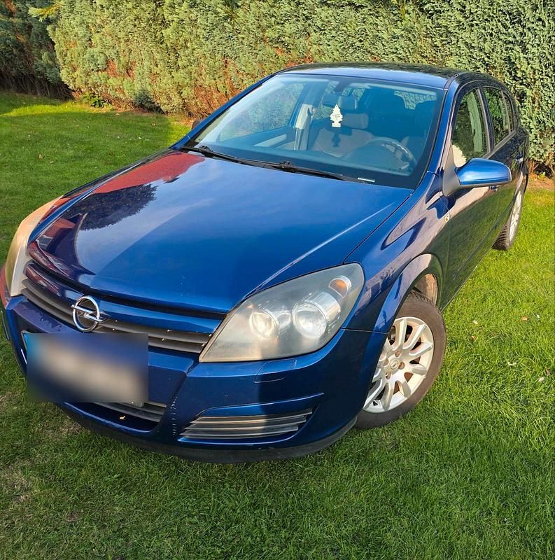 Blau Gebraucht 2004 Opel Astra Kleinwagen | 1.500 € (Fairer Preis) - Bild 1/4
