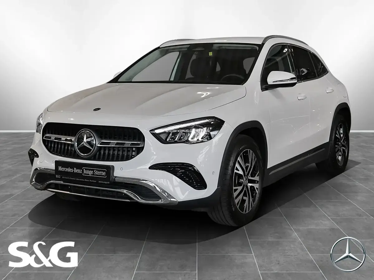 Gebraucht Mercedes GLA200 163 PS (119 kW) 2025 SUV