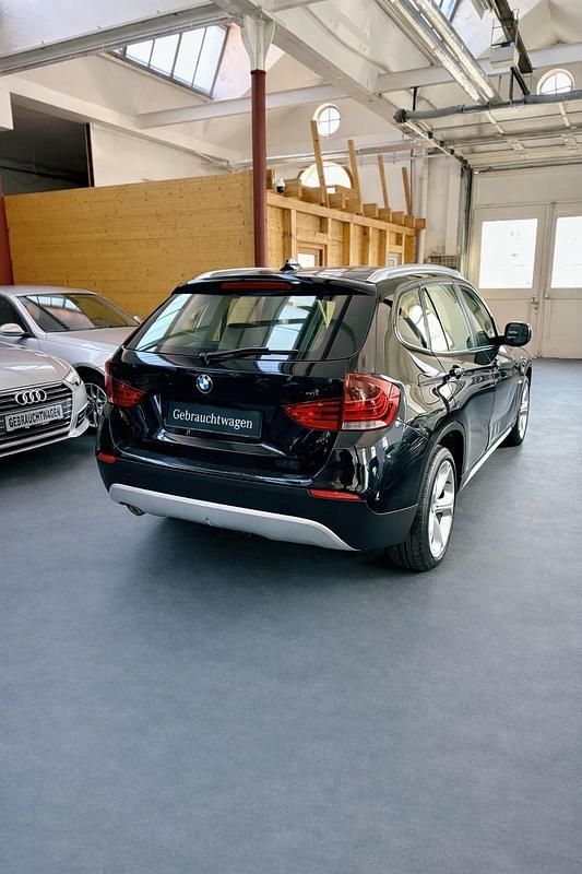 Gebraucht BMW X1 143 PS (105 kW) 2011 Schwarz SUV