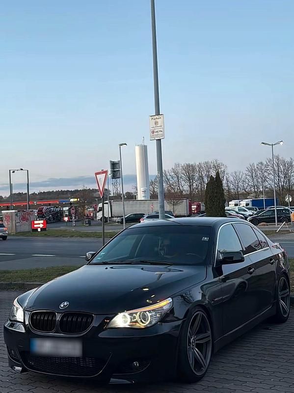 Gebraucht BMW 525 197 PS (144 kW) 2007 Schwarz Limousine