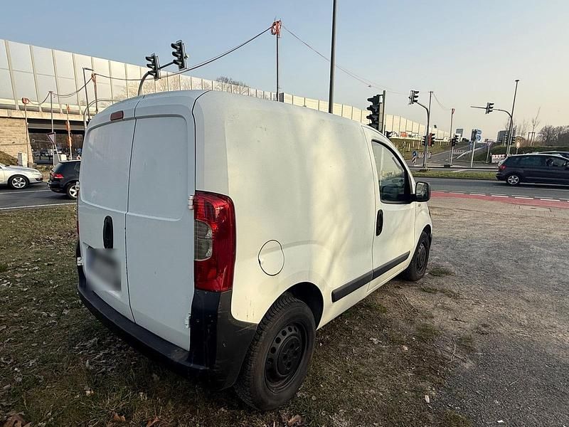 Gebraucht Peugeot Bipper 2009 Weiß Van / Kleinbus