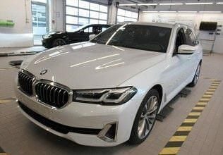 Weiß Gebraucht 2021 BMW 530 Performance Limousine | 35.499 € (Fairer Preis) - Bild 1/4