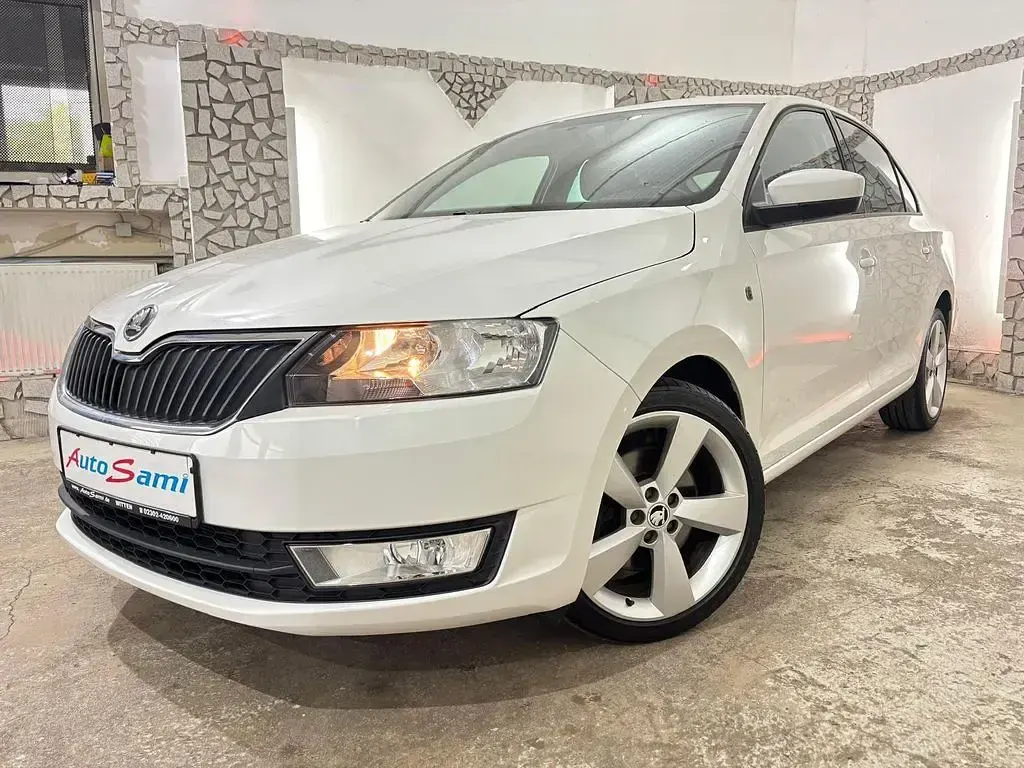 Gebraucht Skoda Rapid 105 PS (77 kW) 2013 Weiß Kleinwagen