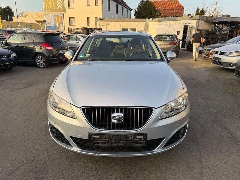 Gebraucht Seat Exeo Style 143 PS (105 kW) 2009 Silber Limousine