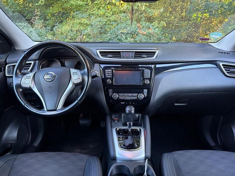 Schwarz Gebraucht 2014 Nissan Qashqai Tekna SUV | 11.500 € (Fairer Preis) - Bild 1/4