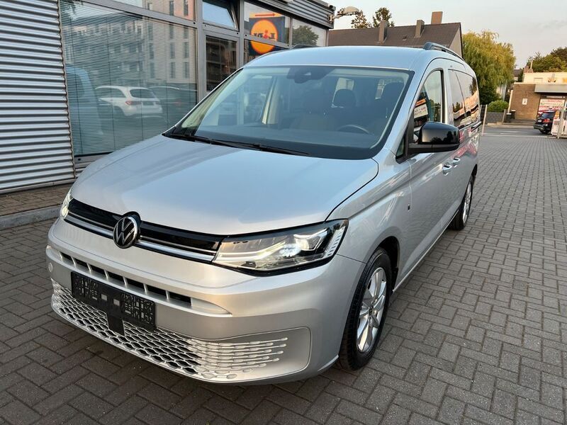 Reflexsilber metallic Gebraucht 2022 VW Caddy Maxi Life Van / Kleinbus | 26.900 € (Fairer Preis) - Bild 1/4