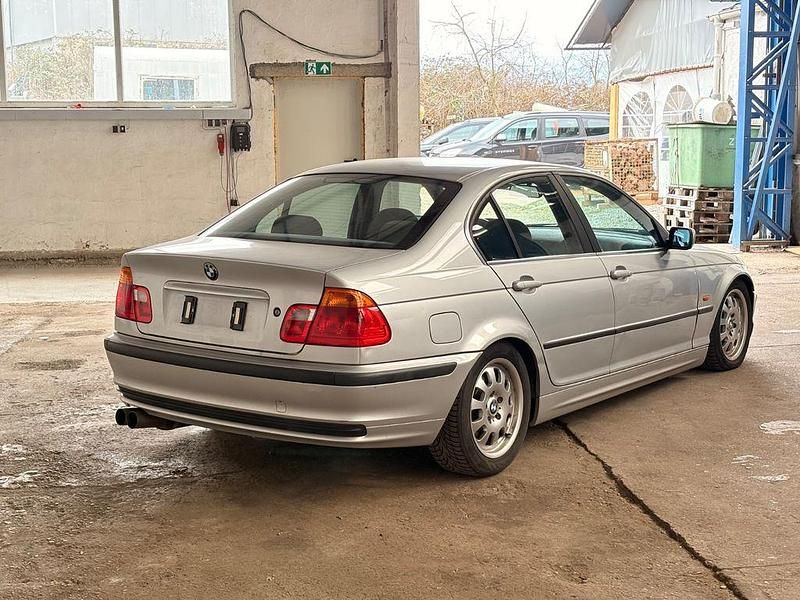 Gebraucht BMW 320 M Sport 150 PS (110 kW) 2000 Silber Limousine