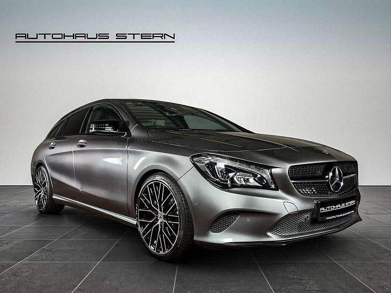 Grau Gebraucht 2016 Mercedes CLA200 Shooting Brake Kombi | 17.990 € (Fairer Preis) - Bild 1/4