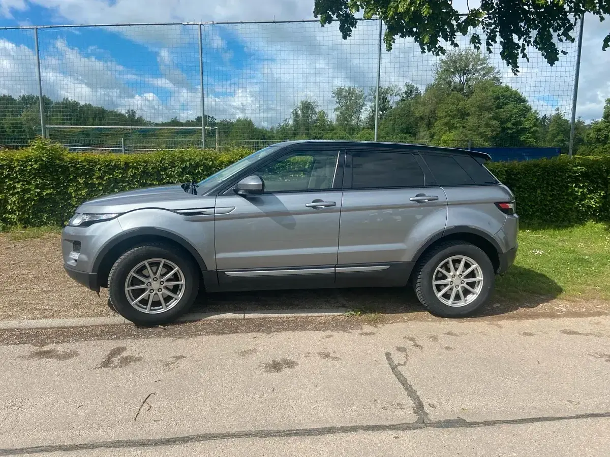 Używany Land Rover Range Rover evoque 150 KM (110 kW) 2014 Srebrny SUV
