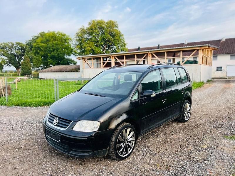 Schwarz Gebraucht 2003 VW Touran Van / Kleinbus | 1.999 € (Fairer Preis) - Bild 1/4