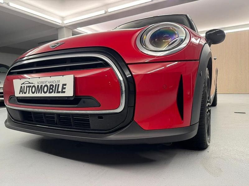 Gebraucht Mini Cooper Classic 136 PS (100 kW) 2021 Rot Kleinwagen