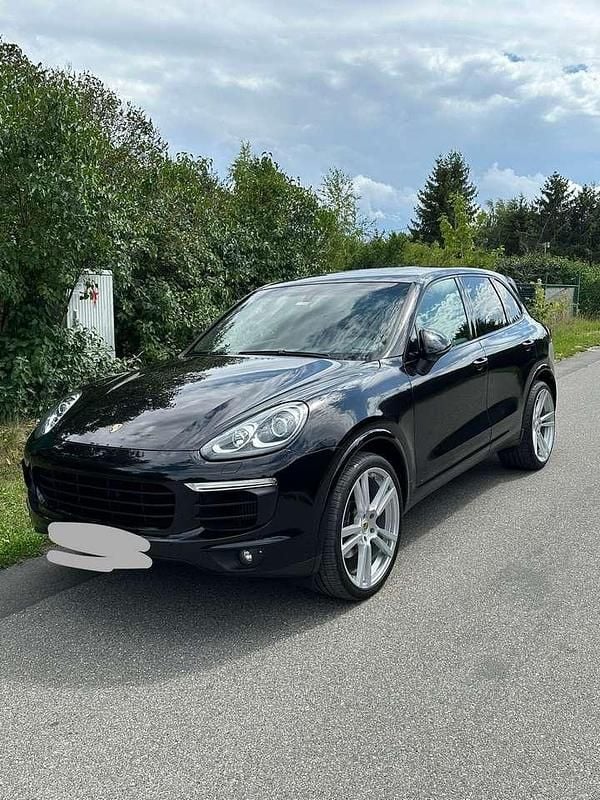 Schwarz Gebraucht 2015 Porsche Cayenne SUV | 34.900 € (Etwas zu teuer) - Bild 1/4