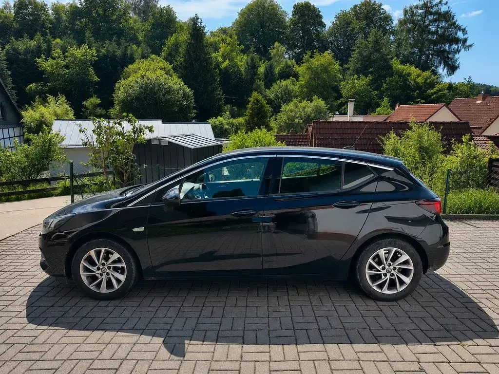 Gebraucht Opel Astra 145 PS (106 kW) 2021 Schwarz Limousine