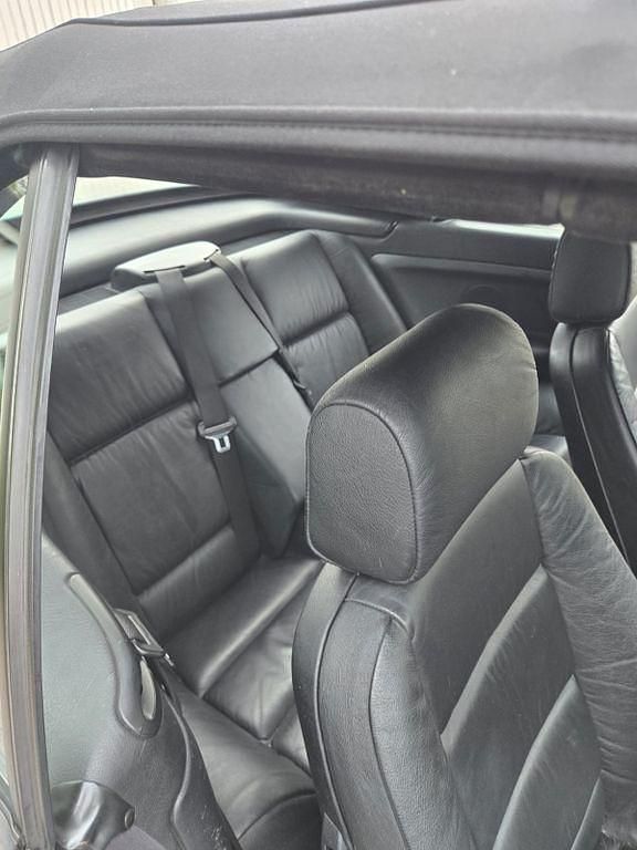 Gebraucht BMW 320 Cabriolet 150 PS (110 kW) 1999 Silber Cabrio