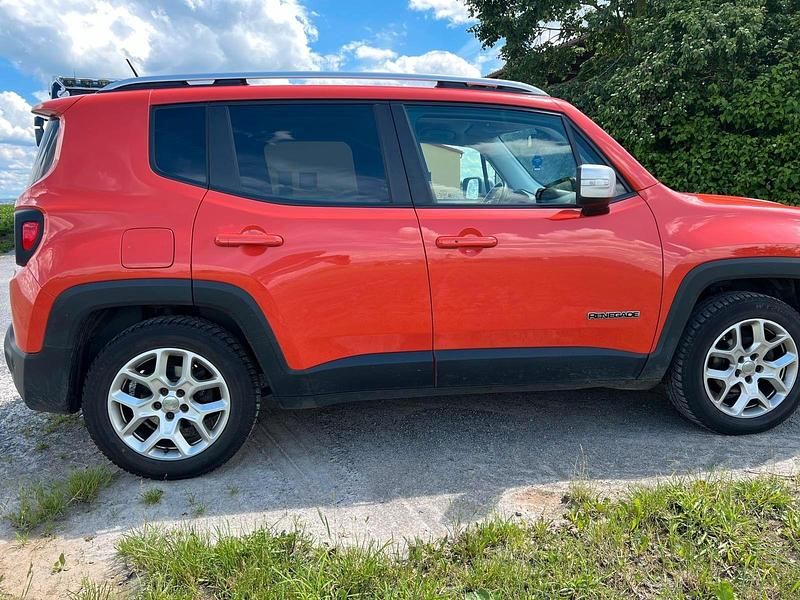 Gebraucht Jeep Renegade Limited 140 PS (102 kW) 2014 Orange SUV