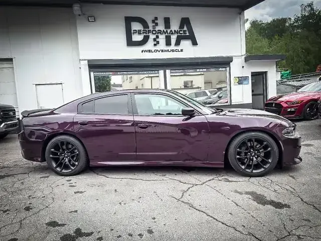Gebraucht Dodge Charger 492 PS (361 kW) 2022 Violett Limousine