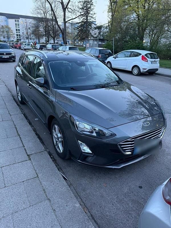 Usata Ford Focus Active 120 CV (88 kW) 2020 Grigio Station wagon