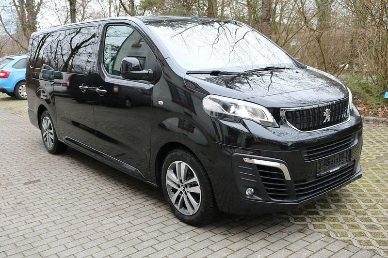Gebraucht Peugeot Traveller Allure 177 PS (130 kW) 2017 Schwarz Van / Kleinbus