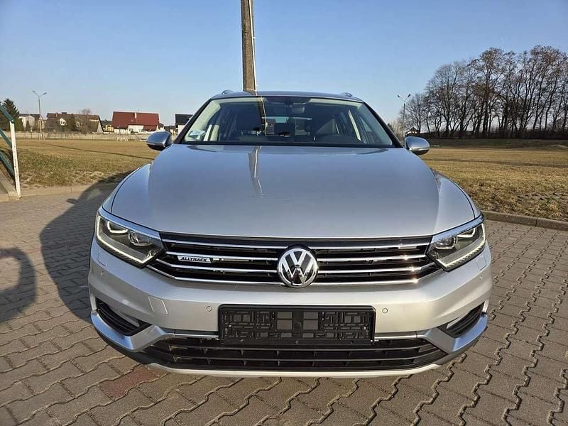 Gebraucht VW Passat Alltrack 220 PS (161 kW) 2017 Silber Kombi