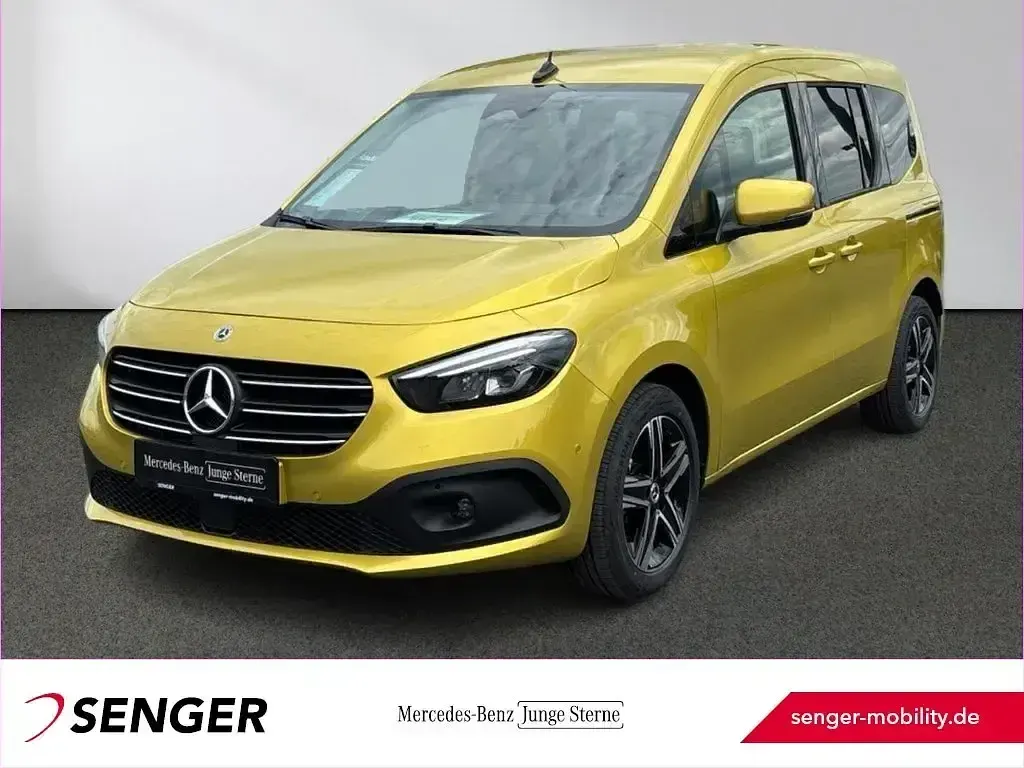 Gebraucht Mercedes T180 Progressive 116 PS (85 kW) 2025 Van / Kleinbus