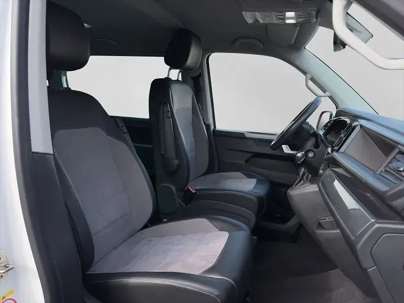 Używany VW Multivan Generation Six 204 KM (150 kW) 2021 Biały Minivan