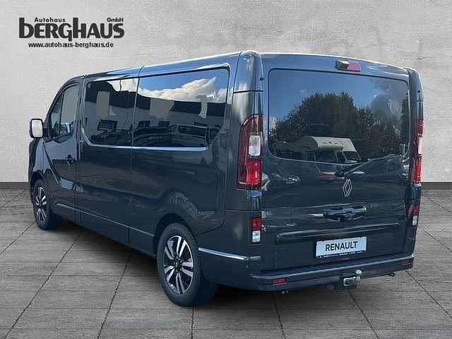 Neu Renault Trafic 150 PS (110 kW) 2025 Kometengrau metallic Van / Kleinbus